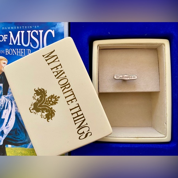 The Sound of Music 45th Anniversary Limited Edition Gift Set - Picture 5 of 16
